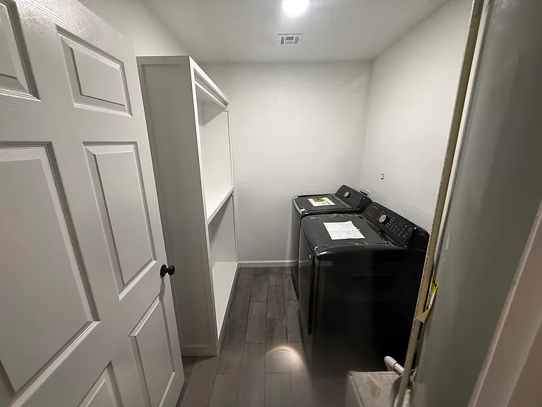 798 Serenity Dr — Photo 3