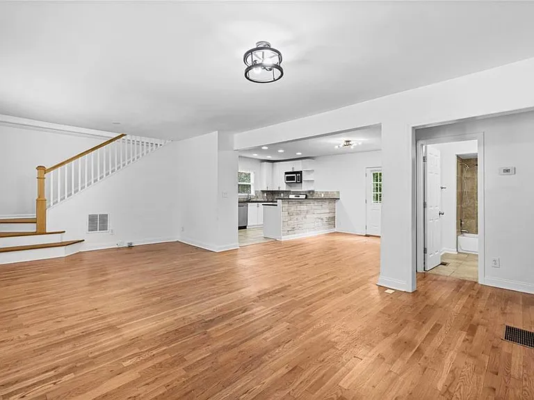 2429 Claude St NW — Photo 5