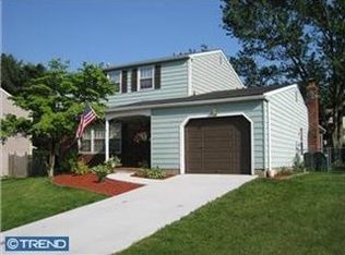 11 N Fork Rd, Laurel Springs, NJ 08021