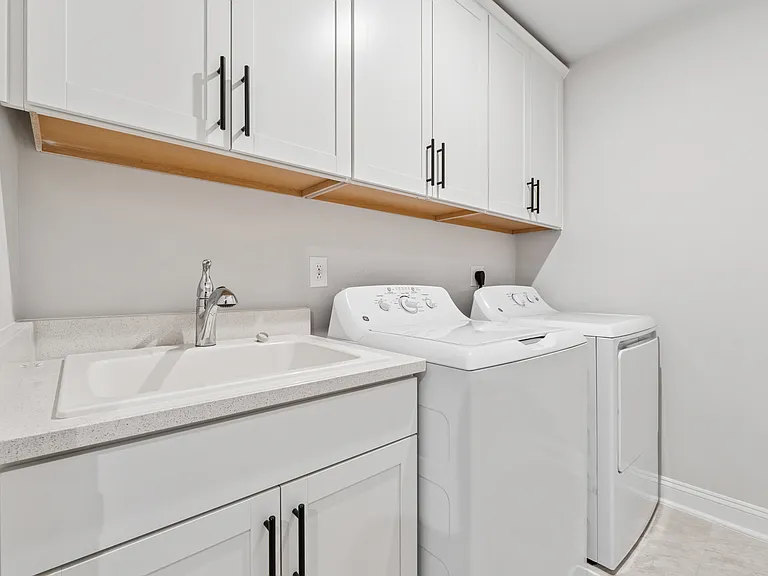 407 Renwood Trl — Photo 14