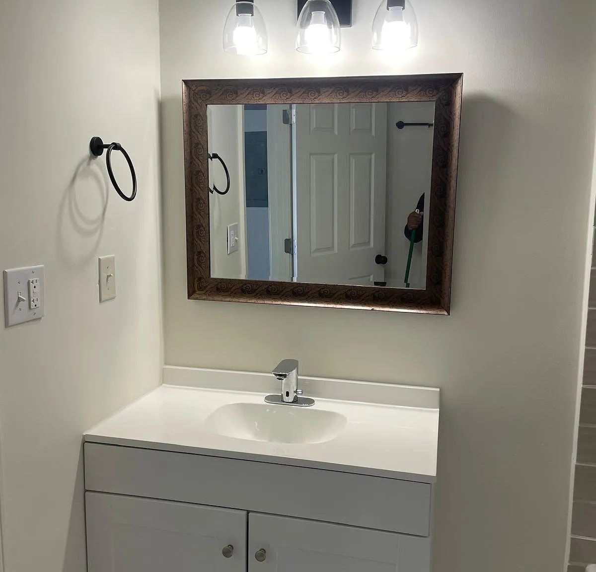 1 bed, 600 sqft, $1,000 — Photo 3