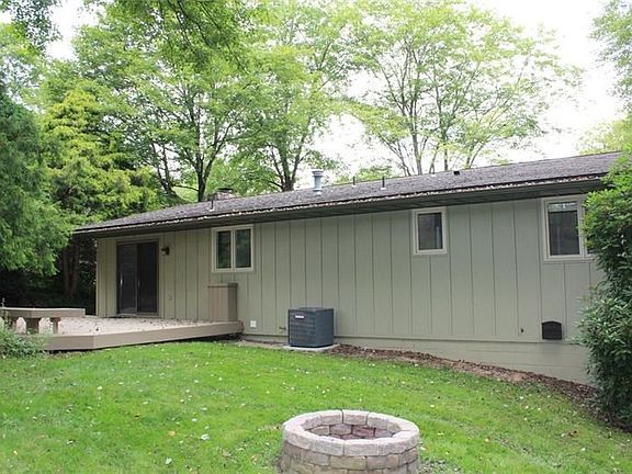 5th image of 122 Lyn Dale Dr