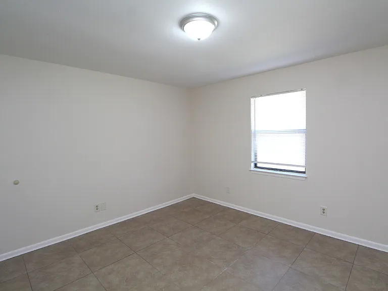 5207 Charbar Dr #B — Photo 11