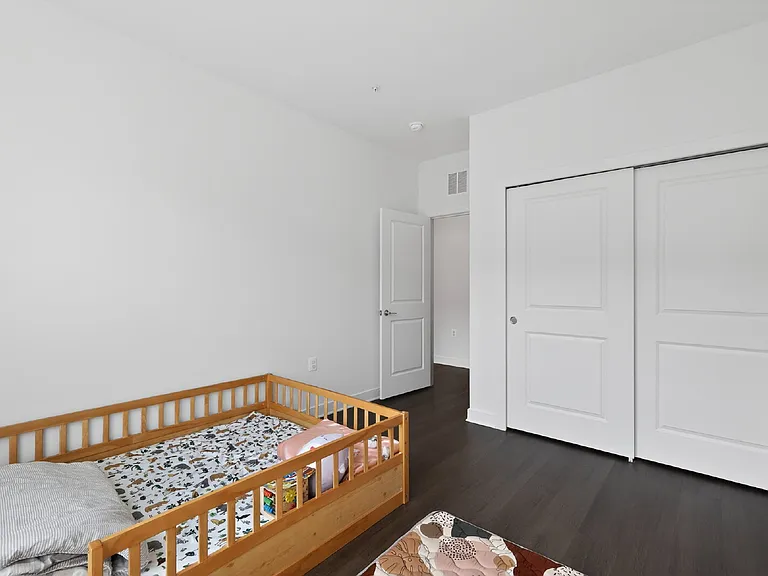 16162 Frederick Rd — Photo 20