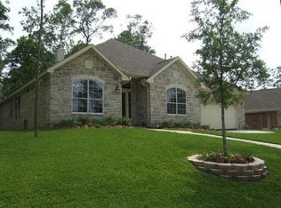 2119 Summit Mist Dr, Conroe, TX 77304