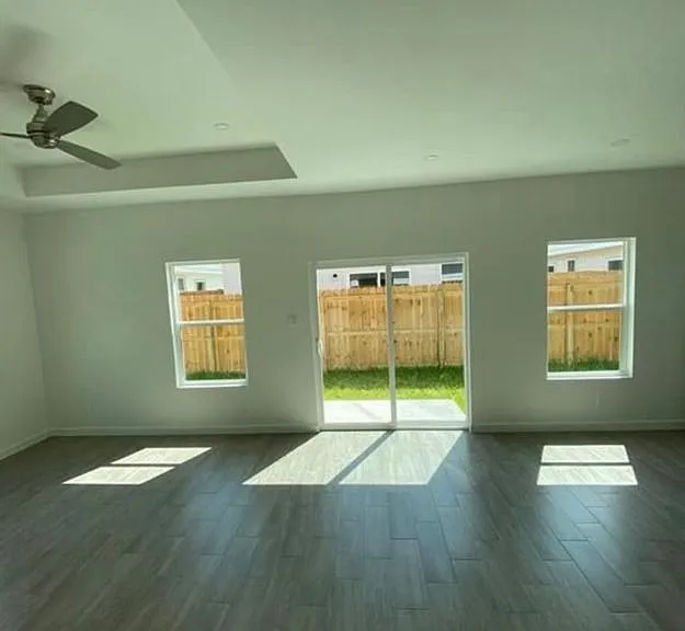 1412 Lore Dr #3 — Photo 3