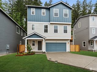 6480 Halyard Cir SE #105, Pt Orchard, WA 98367