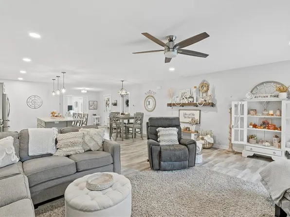 5056 Karen Dr, Panora, IA 50216