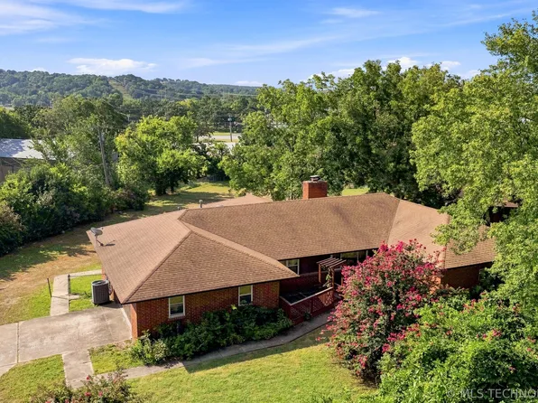 3620 Lakeside Dr, Sapulpa, OK 74066