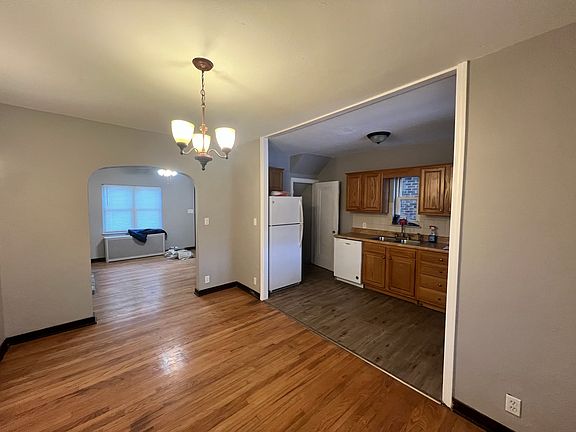 Dining Area/Kitchen