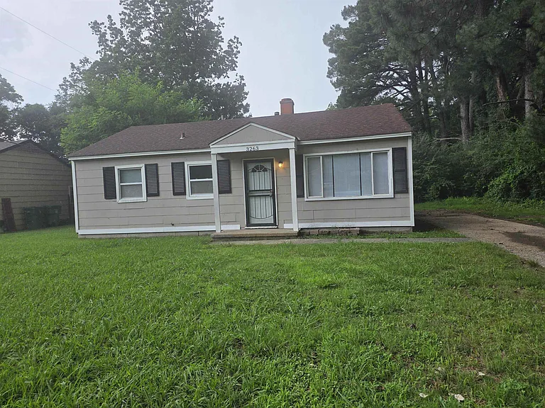 3263 Baskin St — Photo 1