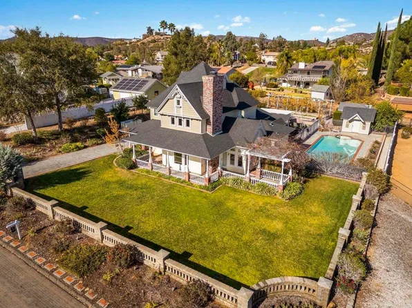 16220 Daza Dr, Ramona, CA 92065