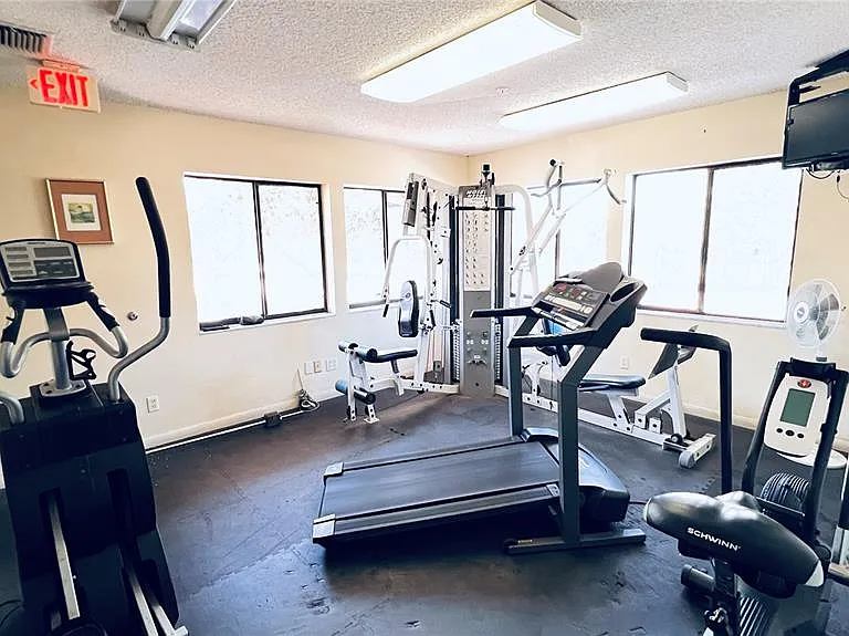 1515 Pinellas Bayway S #46 — Photo 43