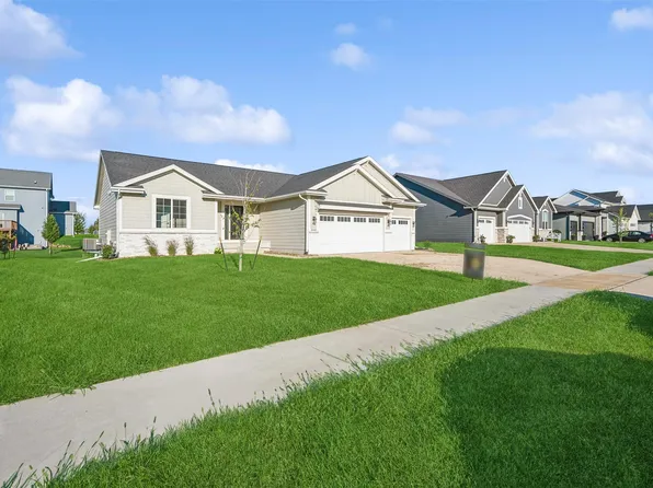 2640 Abbott Dr, Waukee, IA 50263