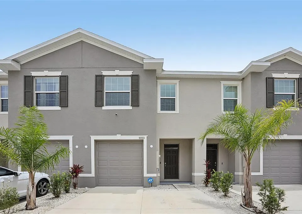 9223 Rock Harbour Way
