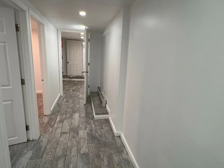2017 Arthur Ave #B — Photo 4