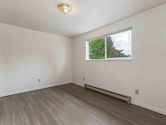 4th image of 10626 SE 238th St APT 3