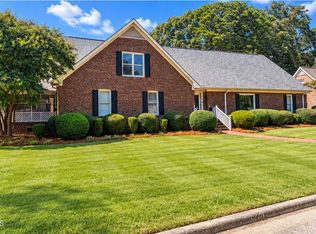904 Merry St, Dunn, NC 28334
