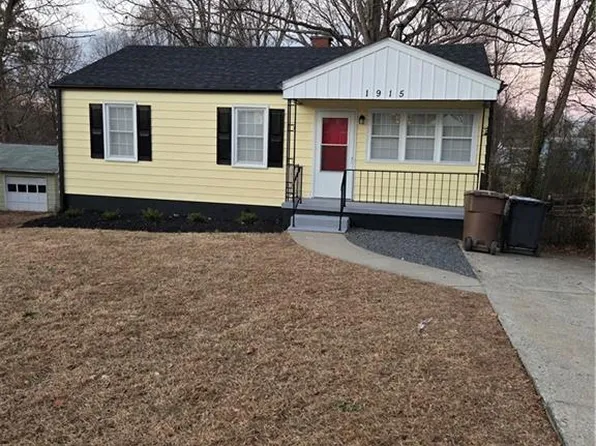 1915 Woodside Dr, Greensboro, NC 27405