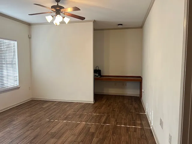 Living room showing desk nook