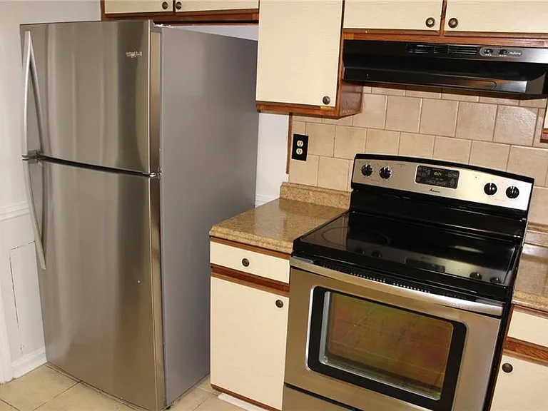 4438 Coopers Creek Dr SE — Photo 3