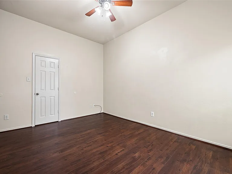 2822 Lakecrest Forest Dr — Photo 16
