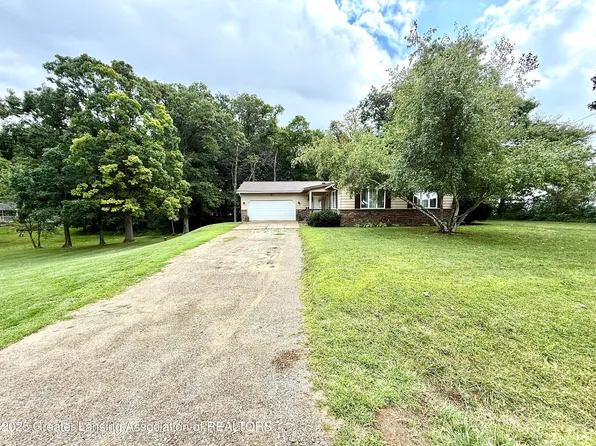 4993 S Hollister Rd, Ovid, MI 48866