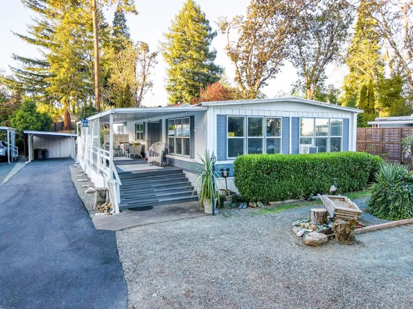2172 Arnold Ave Space 33, Grants Pass, OR 97527