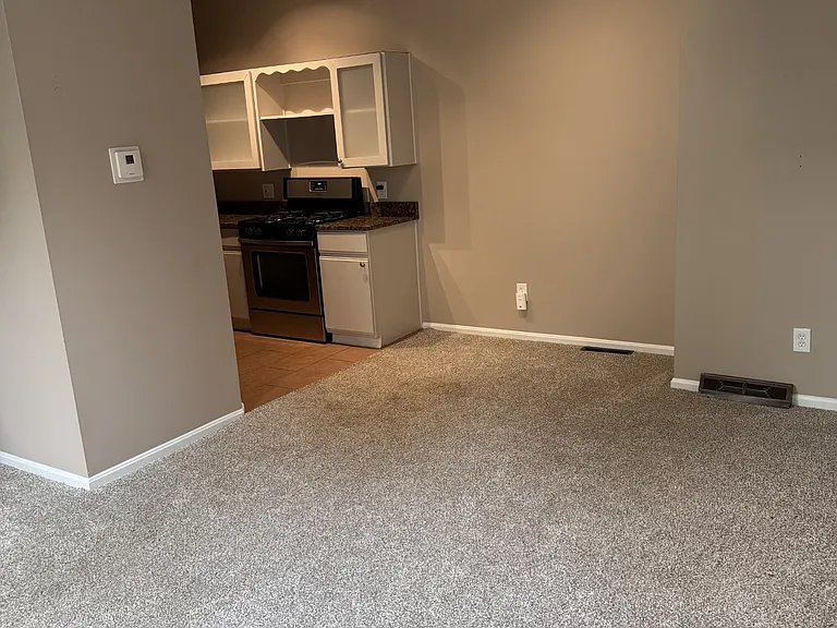 1018-01020 Kenilworth Ave #2 — Photo 5