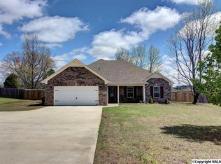 15072 E Limestone Rd, Harvest, AL 35749