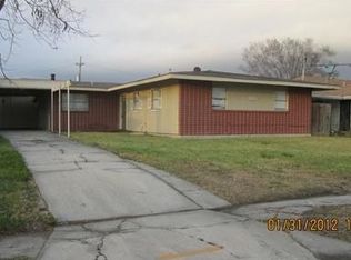10131 Lakewood St, New Orleans, LA 70127