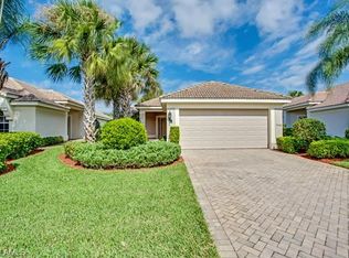 9542 Hemingway Ln, Fort Myers, FL 33913