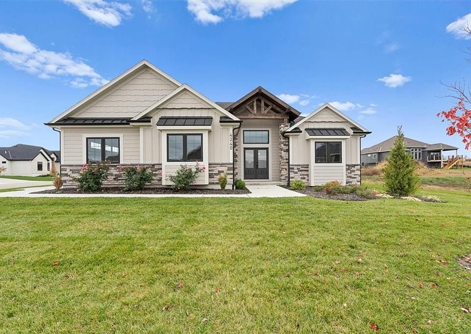1st image of 4240 Aspen Dr