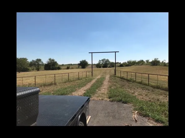 85 Fm, Ennis, TX 75119