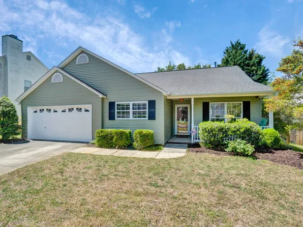 338 Riverside Chase Cir, Greer, SC 29650