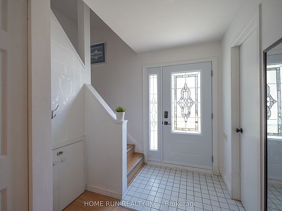 3rd image of 119 Courville Coachway #55