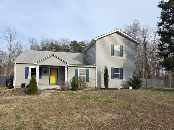 3911 Macarthur St, Winston Salem, NC 27107