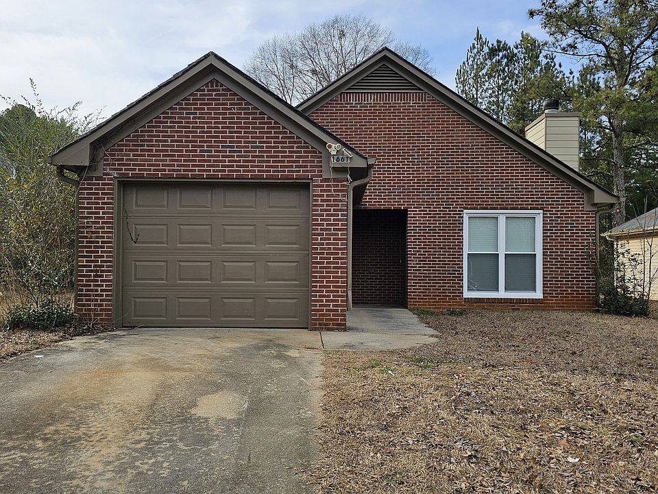 1st image of 1661 Riverchase Cir NE
