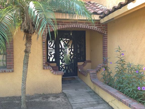 3rd image of 2118 Ash Cir