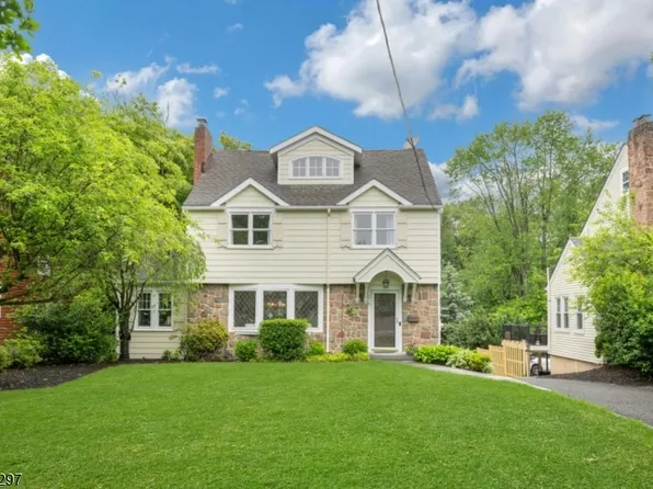 215 Kent Place Blvd, Summit City, NJ 07901