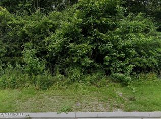 10325 Canal Rd, Gulfport, MS 39503