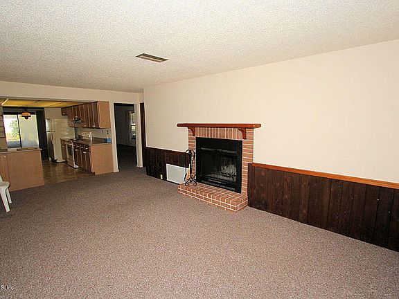 3rd image of 36320 W Spring Lake Blvd