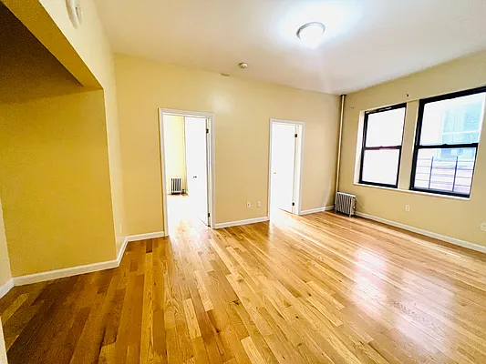 Rented by Sterling Realty Solution Inc | media 10