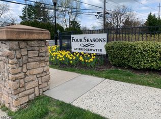 453 Victoria Dr, Bridgewater, NJ 08807