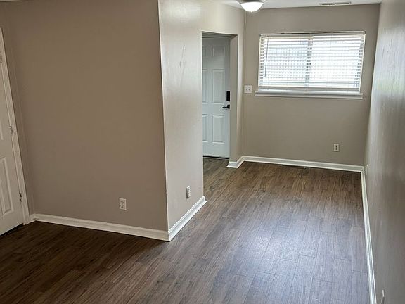 2nd image of 2929 & 2943 E University St #2929-6