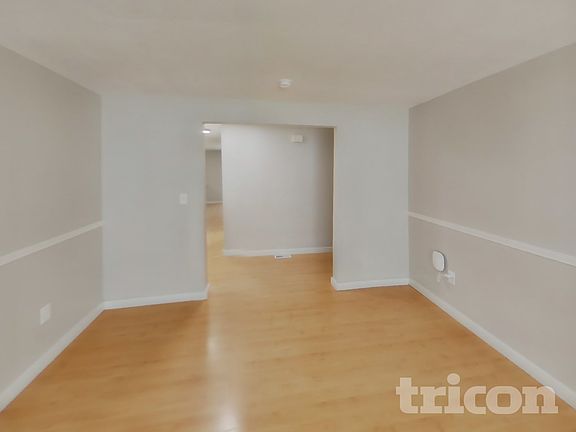 2nd image of 619 187th St E