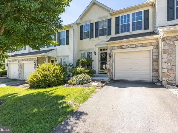 206 Turnbridge Ct, Avondale, PA 19311
