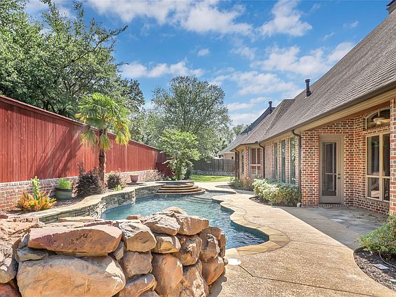 5th image of 6805 Castle Pines Ct