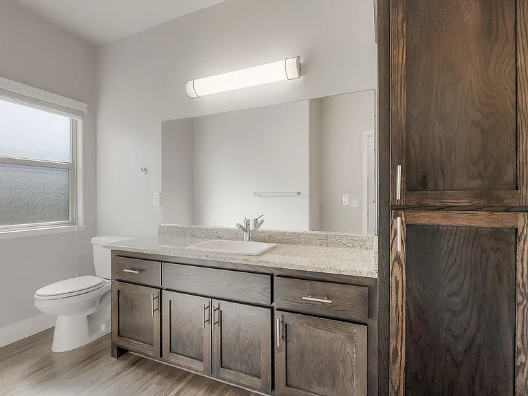 Located In South Chico! Uptown Place Apartments — Photo 11