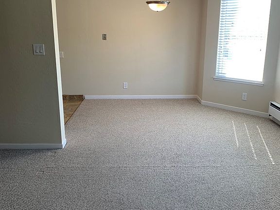 3rd image of 700 Presidio Ave APT 405